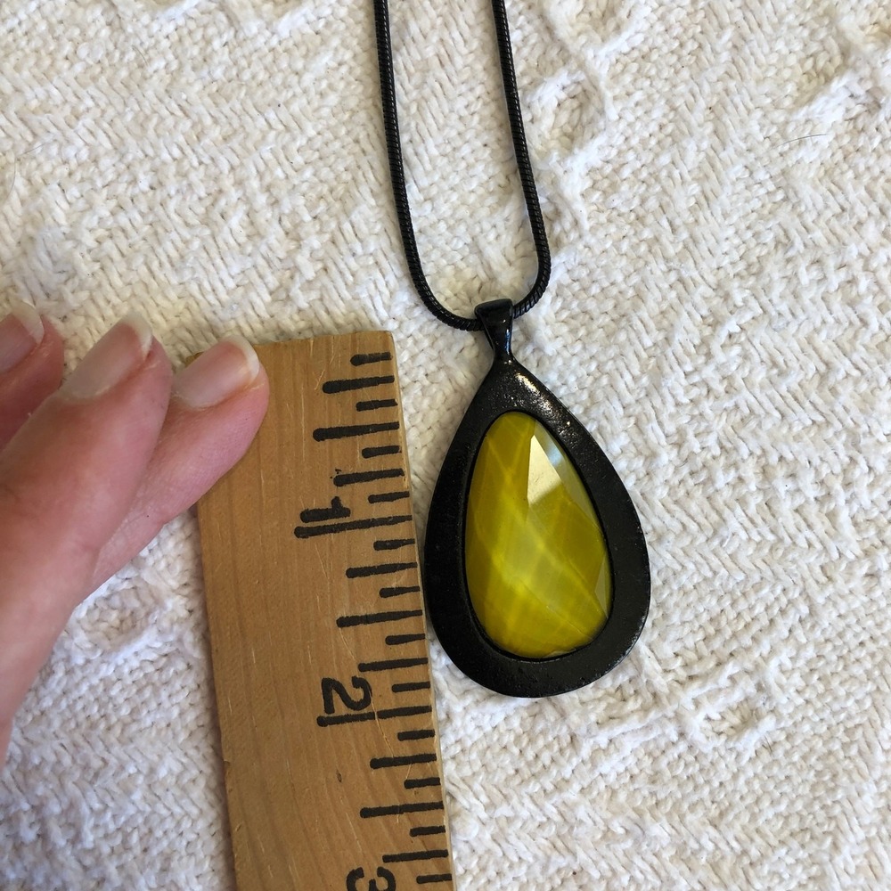 Y2K‎ Teardrop Statement Necklace Black Yellow Resin Pendant Gothic Dark Fairy - Picture 9 of 9